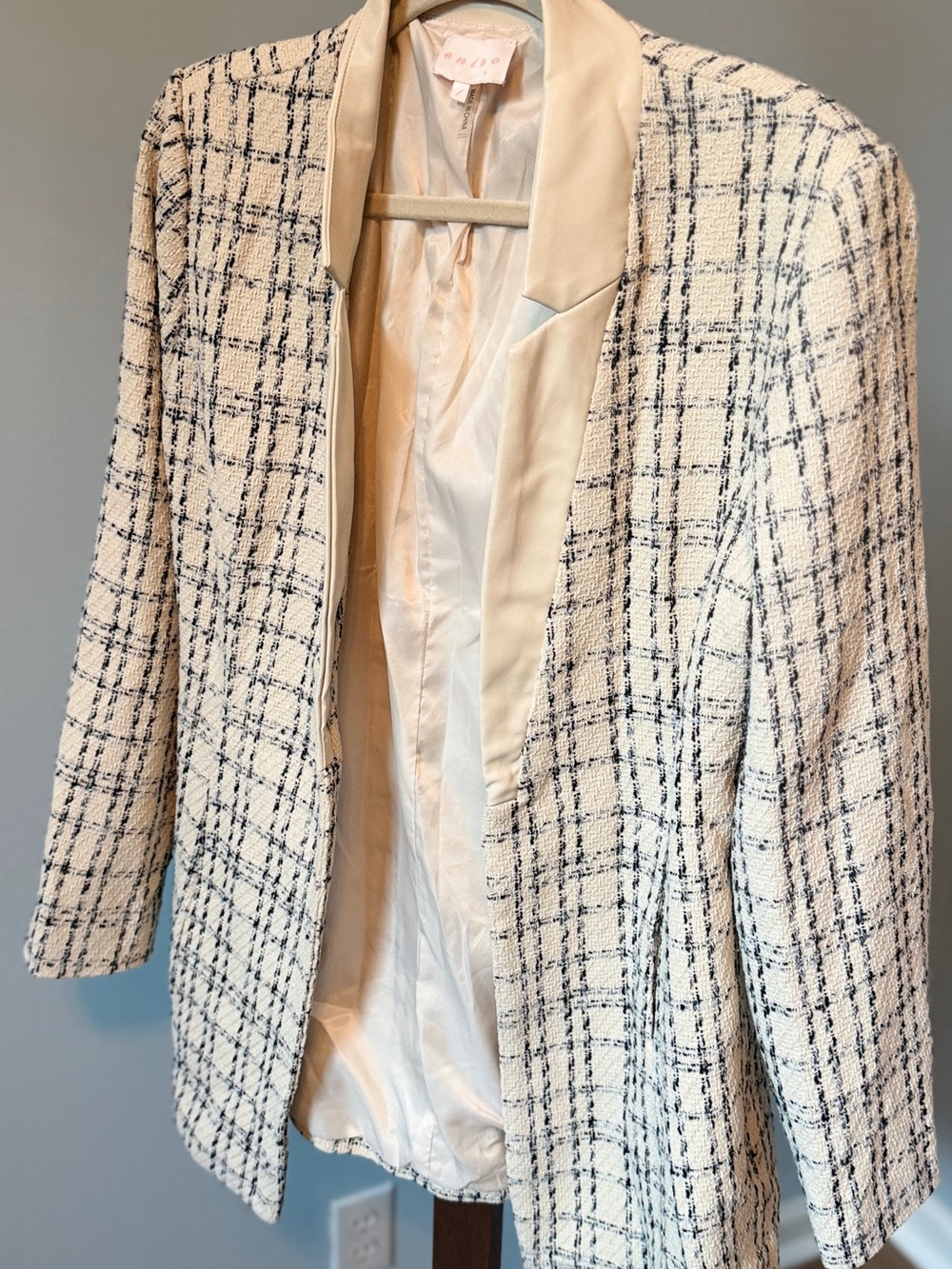 entro Cream Tweed Plaid Blazer with Navy Check